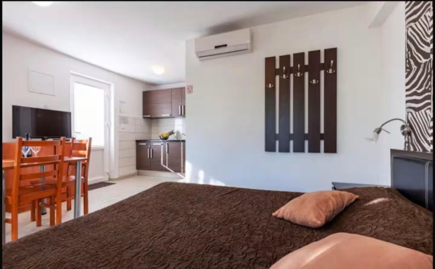 Апартаменты Affabilis Vip House Трогир Экстерьер фото